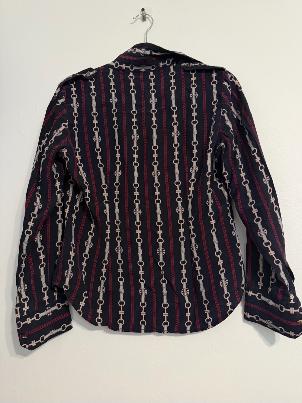 Tory Burch Navy Blouse with Orange Logo Tag and Cream Chain Print - Picture 3 of 3